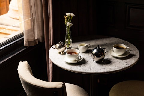 Start your day with a freshly brewed coffee at Fitz's Parlour.