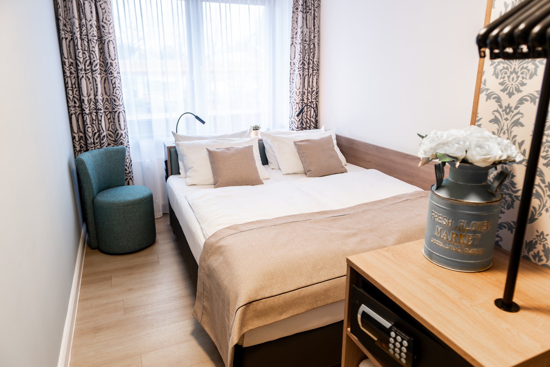 Novum Hotel City Nord Room Type - 1 Queen Cosy