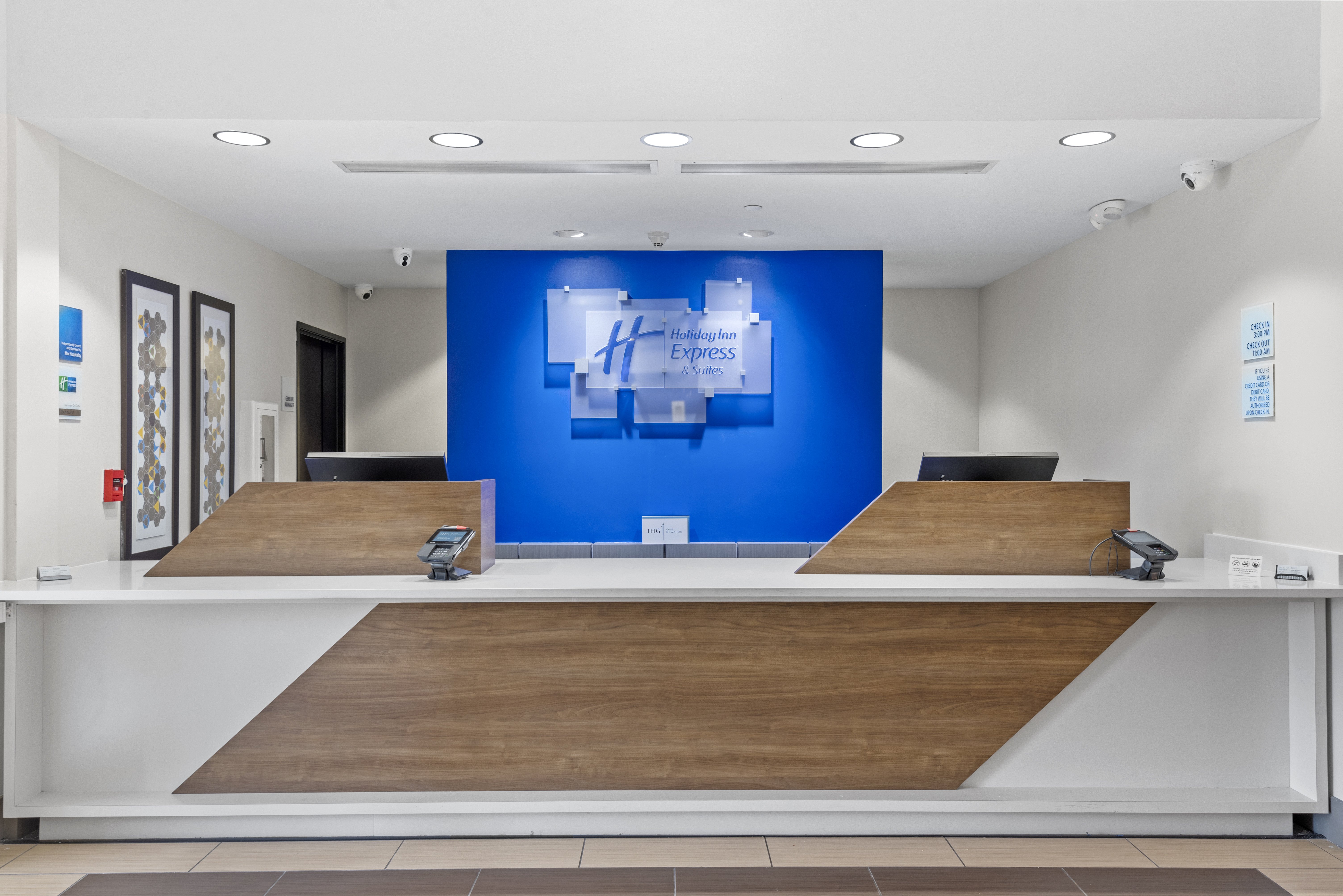 Holiday Inn Express Hotel & Suites Bixby