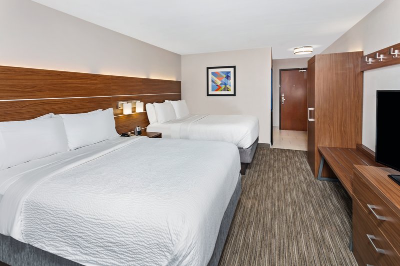 HOLIDAY INN EXPRESS LANSING