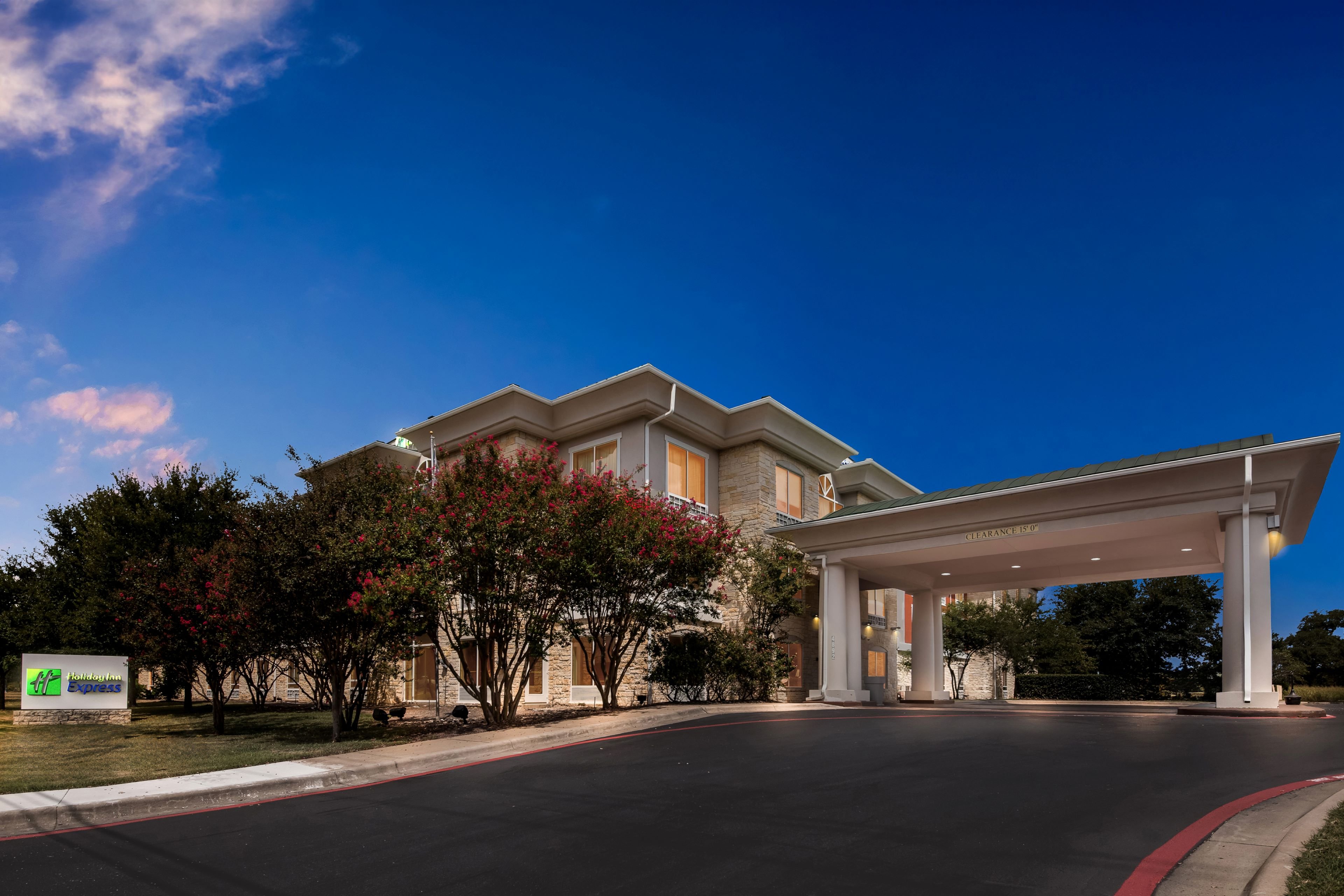 Holiday Inn Express Austin SW