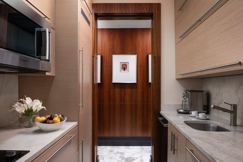 New York Oriental Suite Kitchen