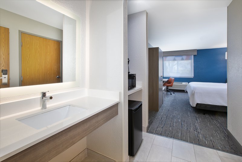 HOLIDAY INN EXPRESS TUSCOLA