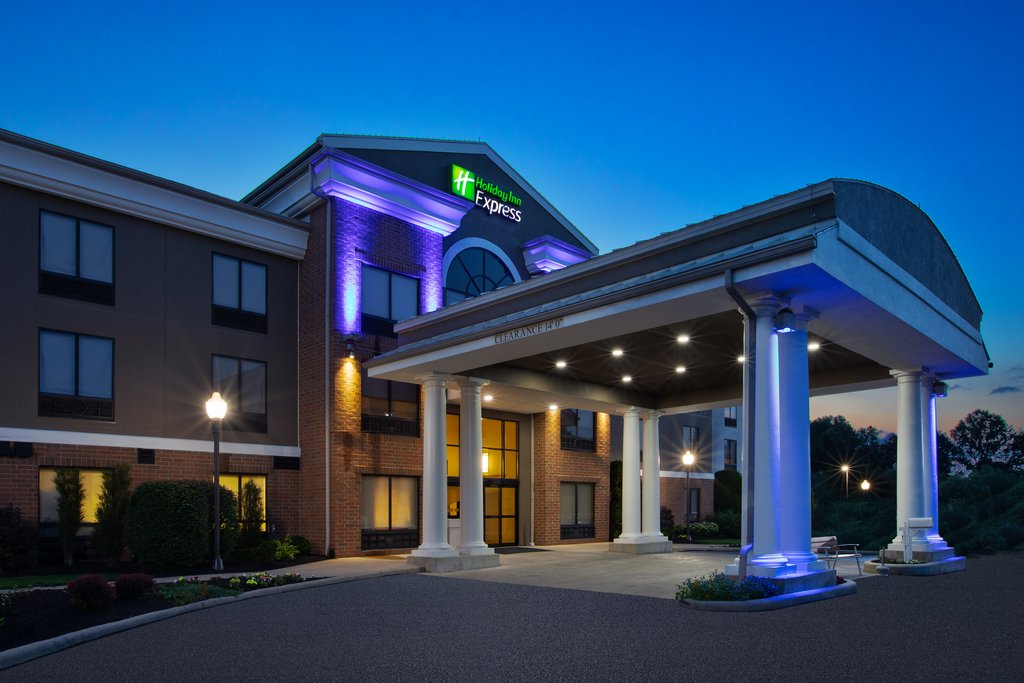 Night Lights  Hotel Exterior Kent Ohio 