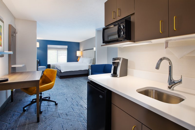 HOLIDAY INN EXP STES KENT