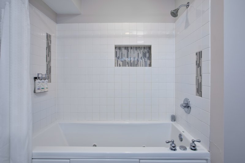 HOLIDAY INN EXP STES KENT