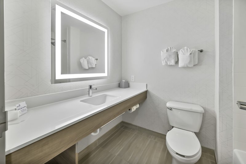 HOLIDAY INN EXPRESS PALESTINE