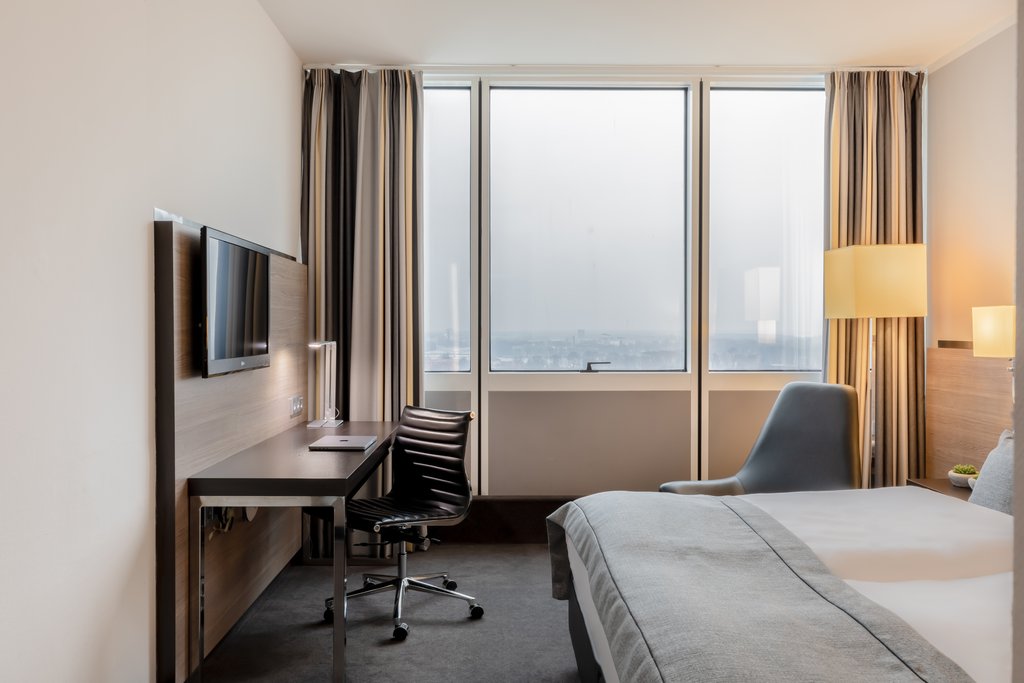 Garner Hotel BERLIN - SPANDAU Room Type - 1 Queen Standard Accessible