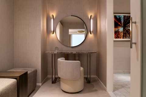 JW Marriott Los Angeles JW Suite Dressing Area