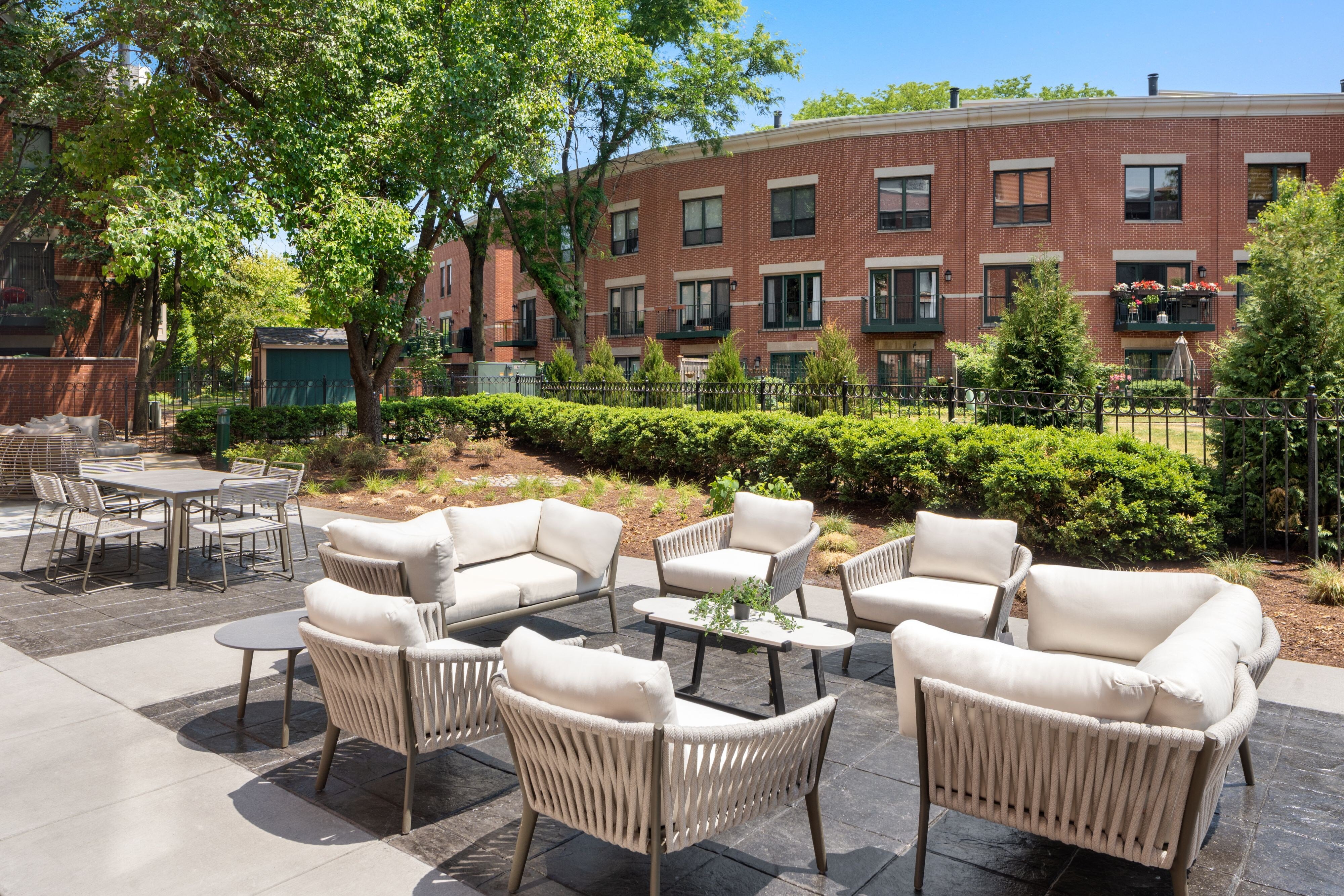 Courtyard Chicago at Medical Distr/UIC