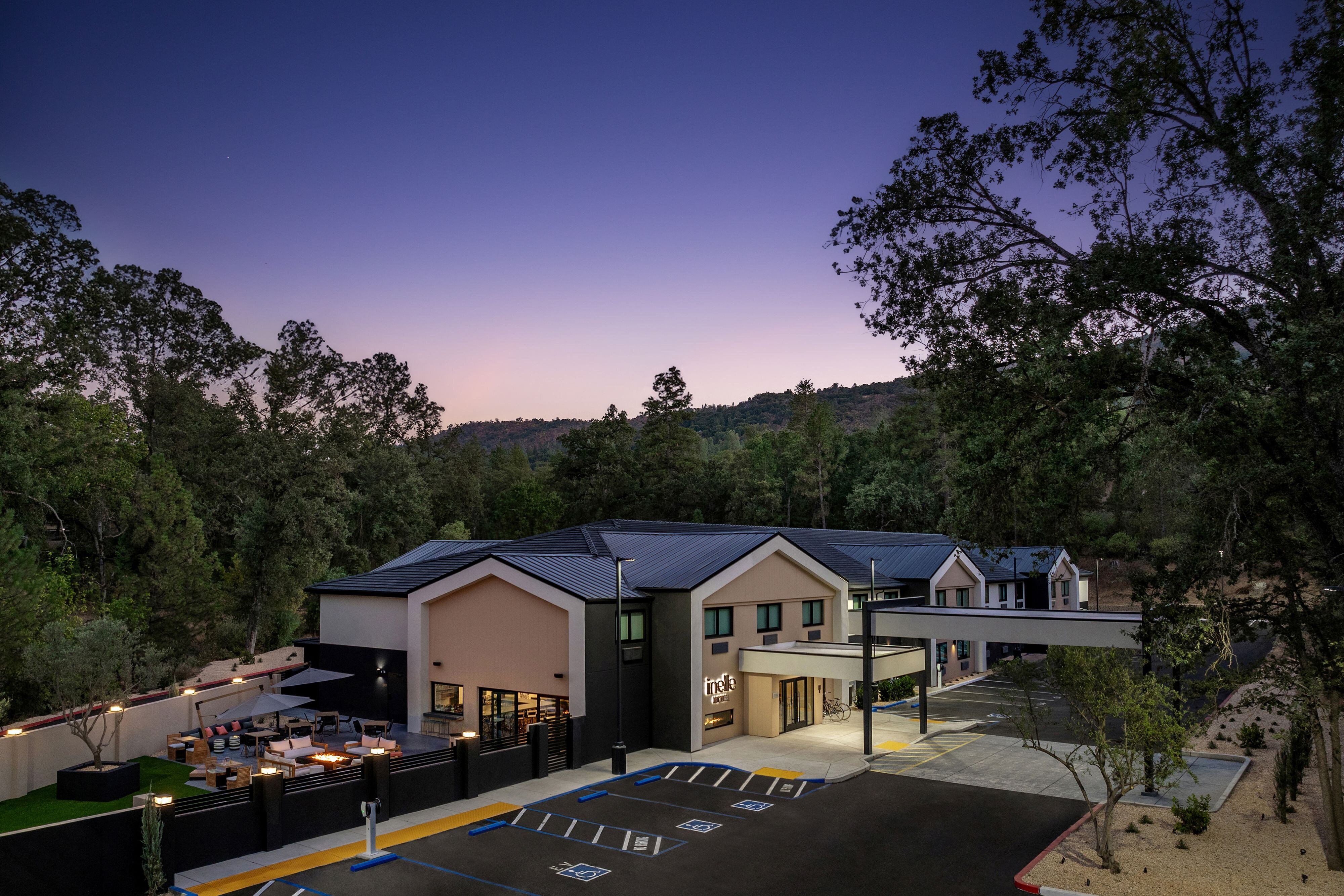 The Inelle, Oakhurst Yosemite