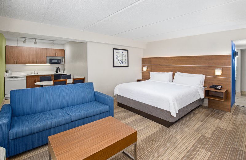 HOLIDAY INN EXP STES KINGS MT