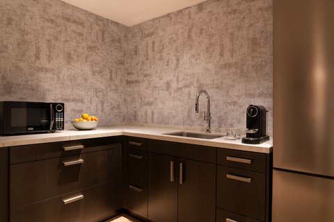 JW Marriott Los Angeles JW Suite Kitchenette
