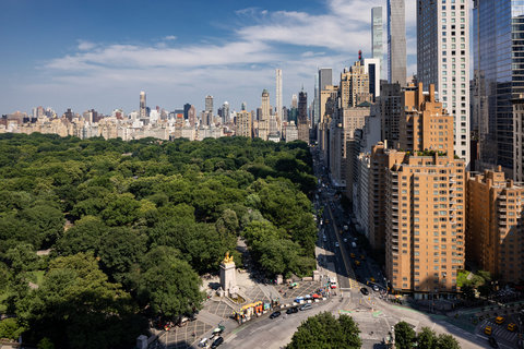 MO NYC Central Park View Day Horizontal