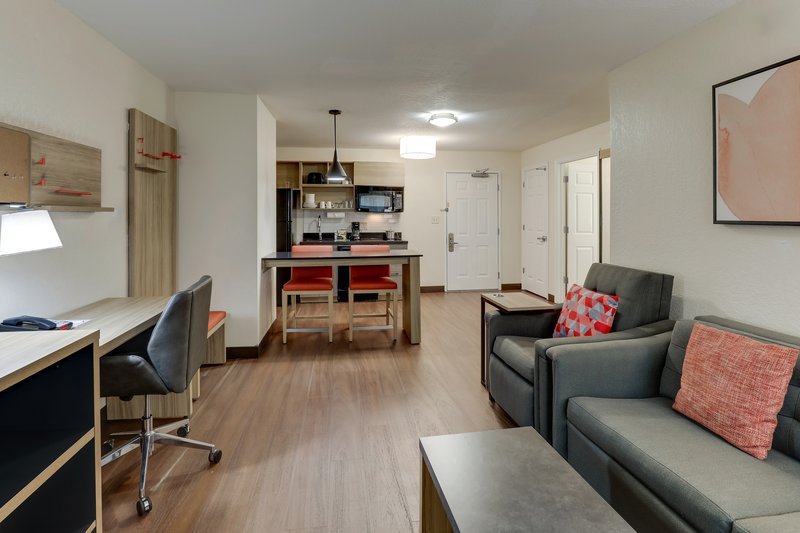 CANDLEWOOD SUITES LEXINGTON