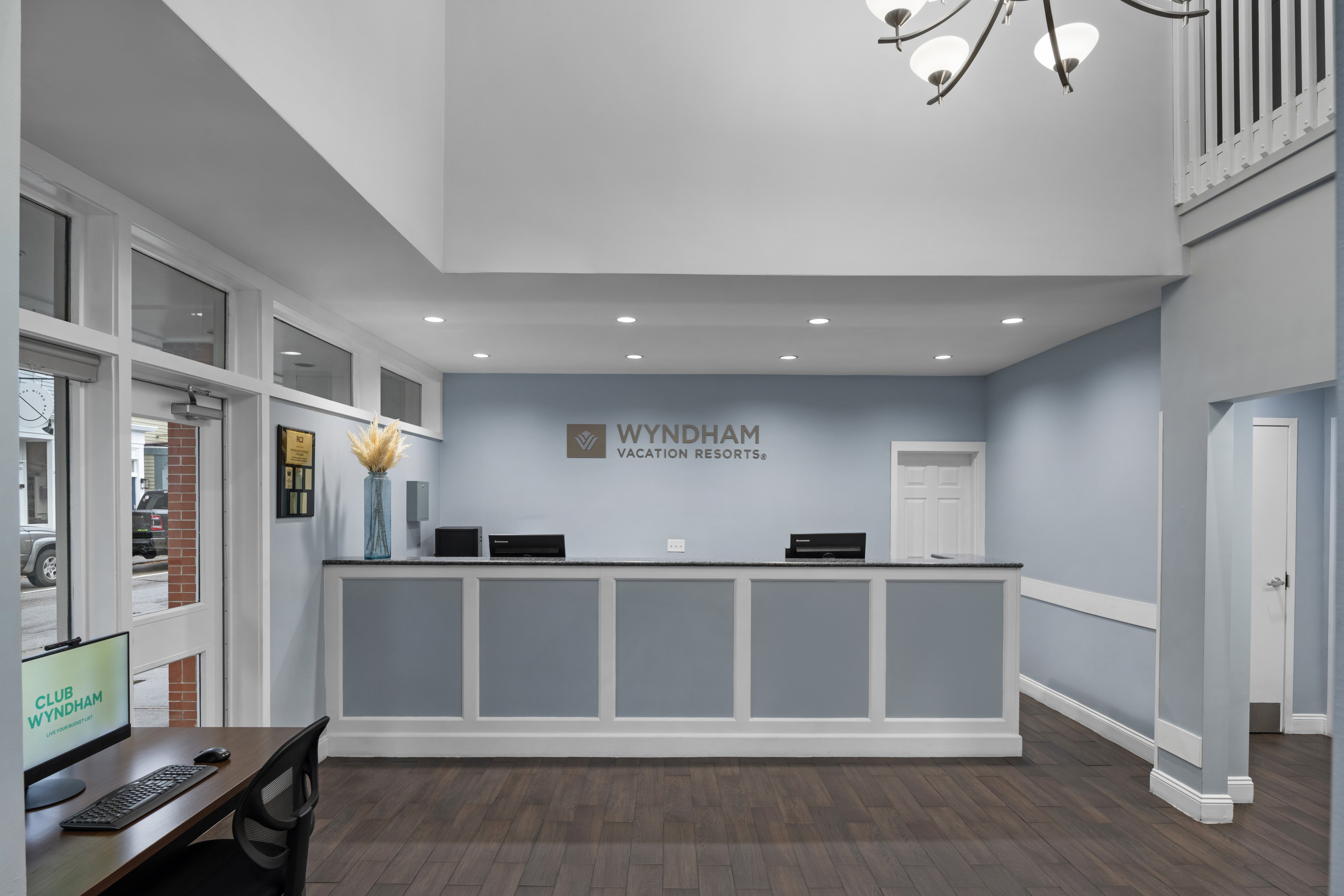Wyndham Vacation Resorts-Newport Onshore