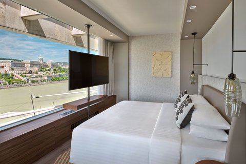 Junior Suite Bedroom