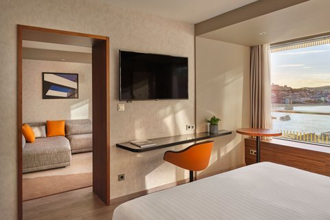 Junior Suite Bedroom