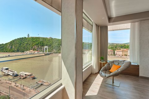 Junior Suite with View
