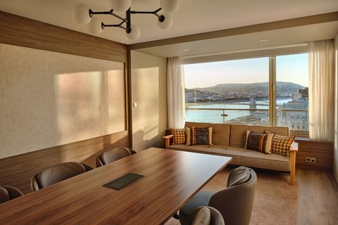 Presidential Suite - Living Room