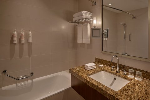 Junior Suite Bathroom