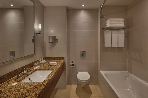 Studio Suite Bathroom