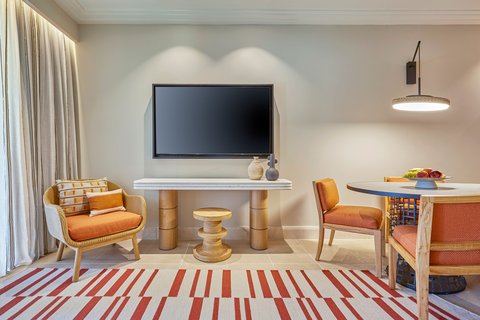 Suite Interior