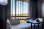 M Club lounge access, Guest room, 1 King