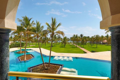 Deluxe Pool View Guest Room - Balcony