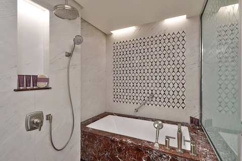 Executive Suite - 8th floor