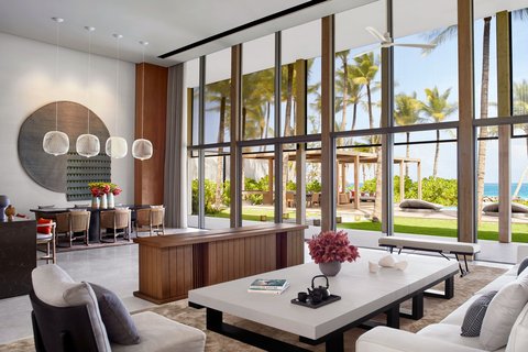 The Ritz-Carlton Estate - Living Area