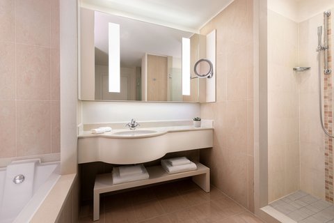 Family Premium Bathroom