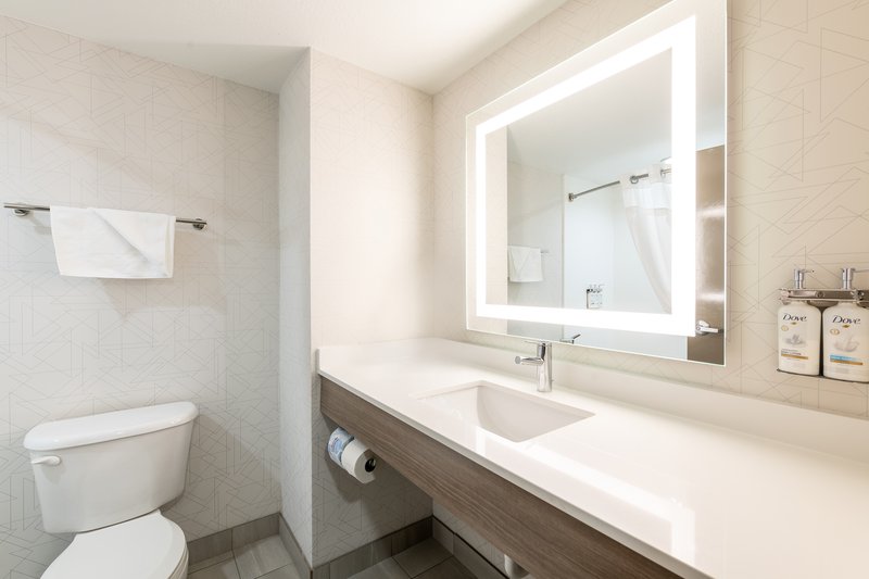 Holiday Inn Express Hotel & Suites Dillsboro