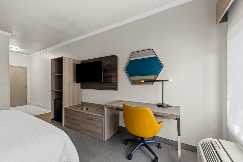 HOLIDAY INN EXP ST SIMONS ISLD