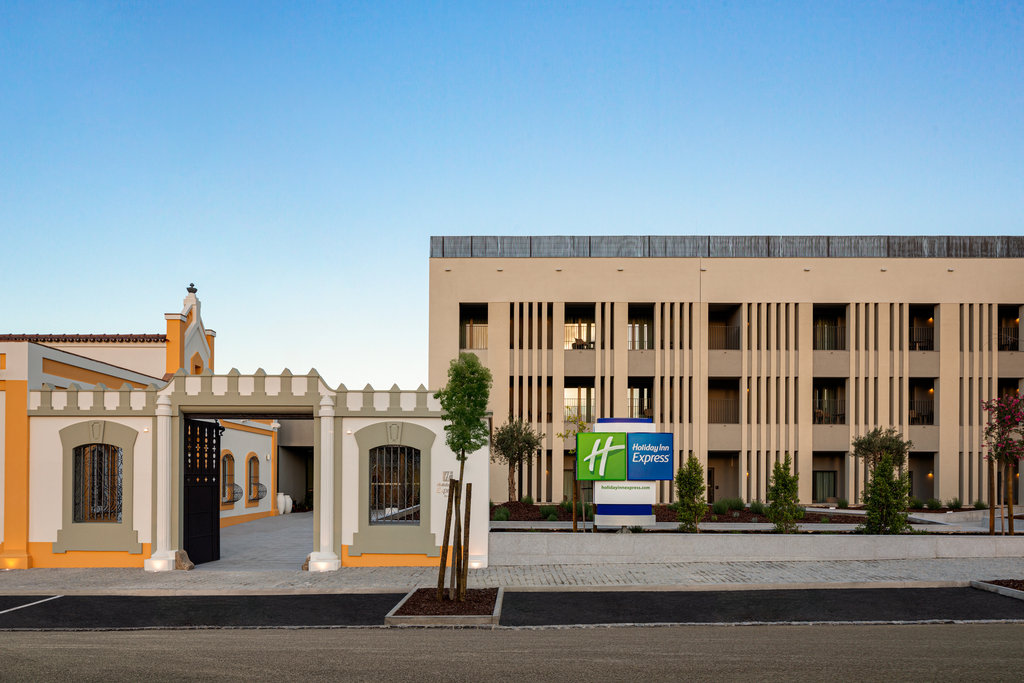 Holiday Inn Express EVORA