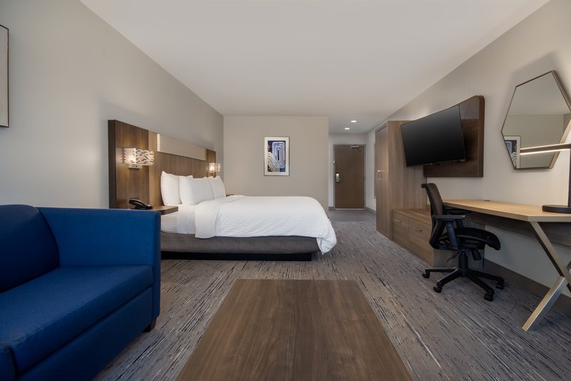 Holiday Inn Express and Suites Muskegon – Grand Haven