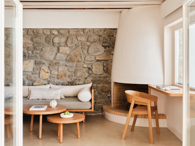 Bill And Coo Suites And Lounge