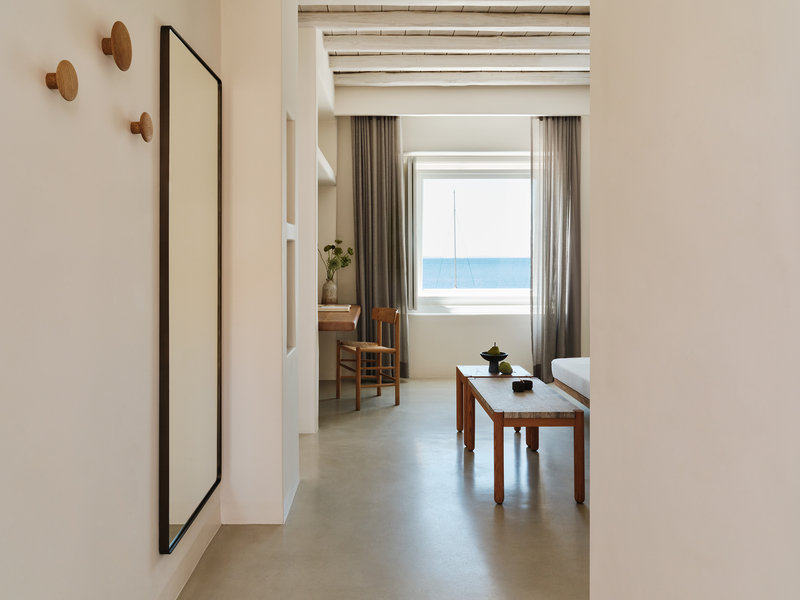 Bill And Coo Suites And Lounge