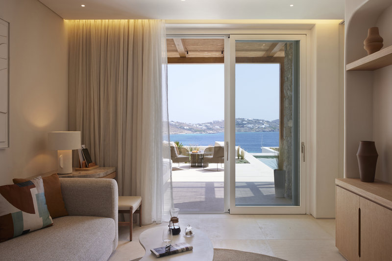 Bill And Coo Suites And Lounge