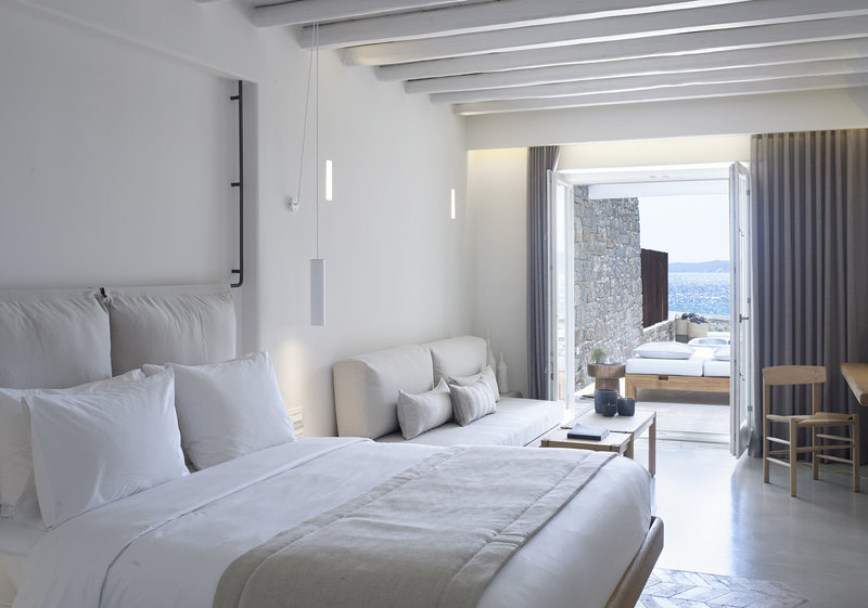 Bill And Coo Suites And Lounge