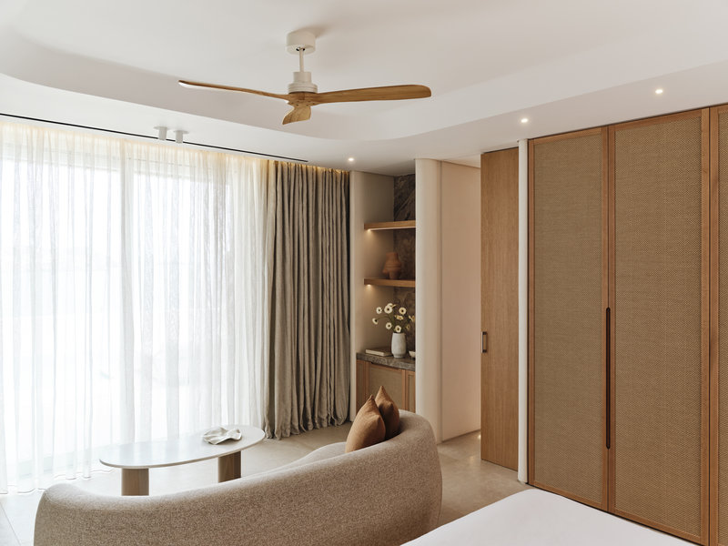 Bill And Coo Suites And Lounge