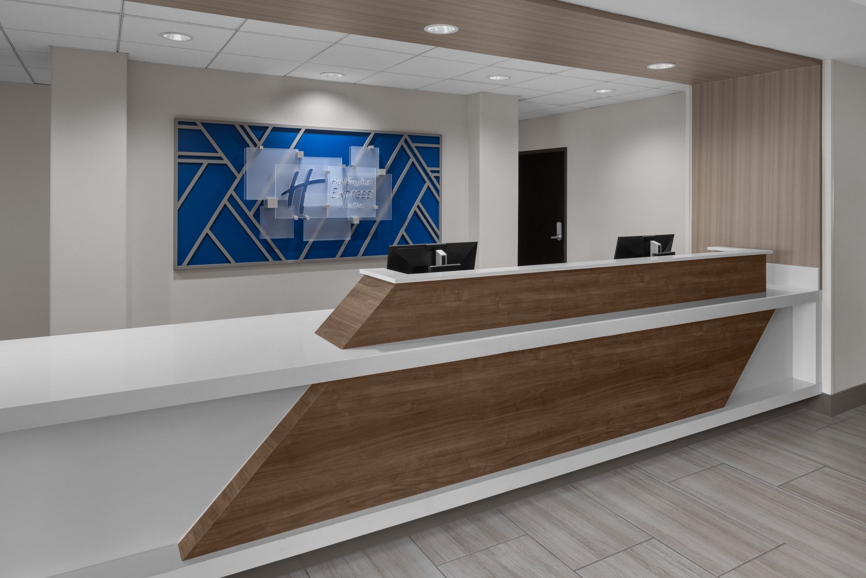 Our Midland top-rated hotel is known for its customer service