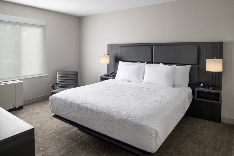 Holiday Inn Express South Burlington – Downtown