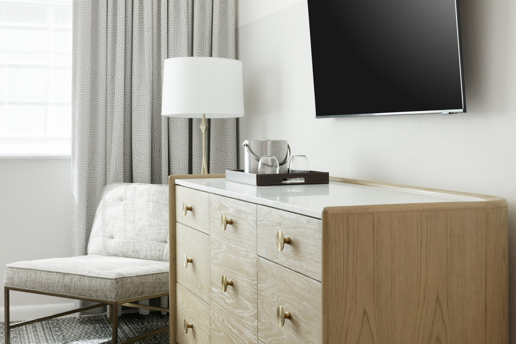 Kimpton Surfcomber Hotel, an IHG hotel Room Type - 2 Double