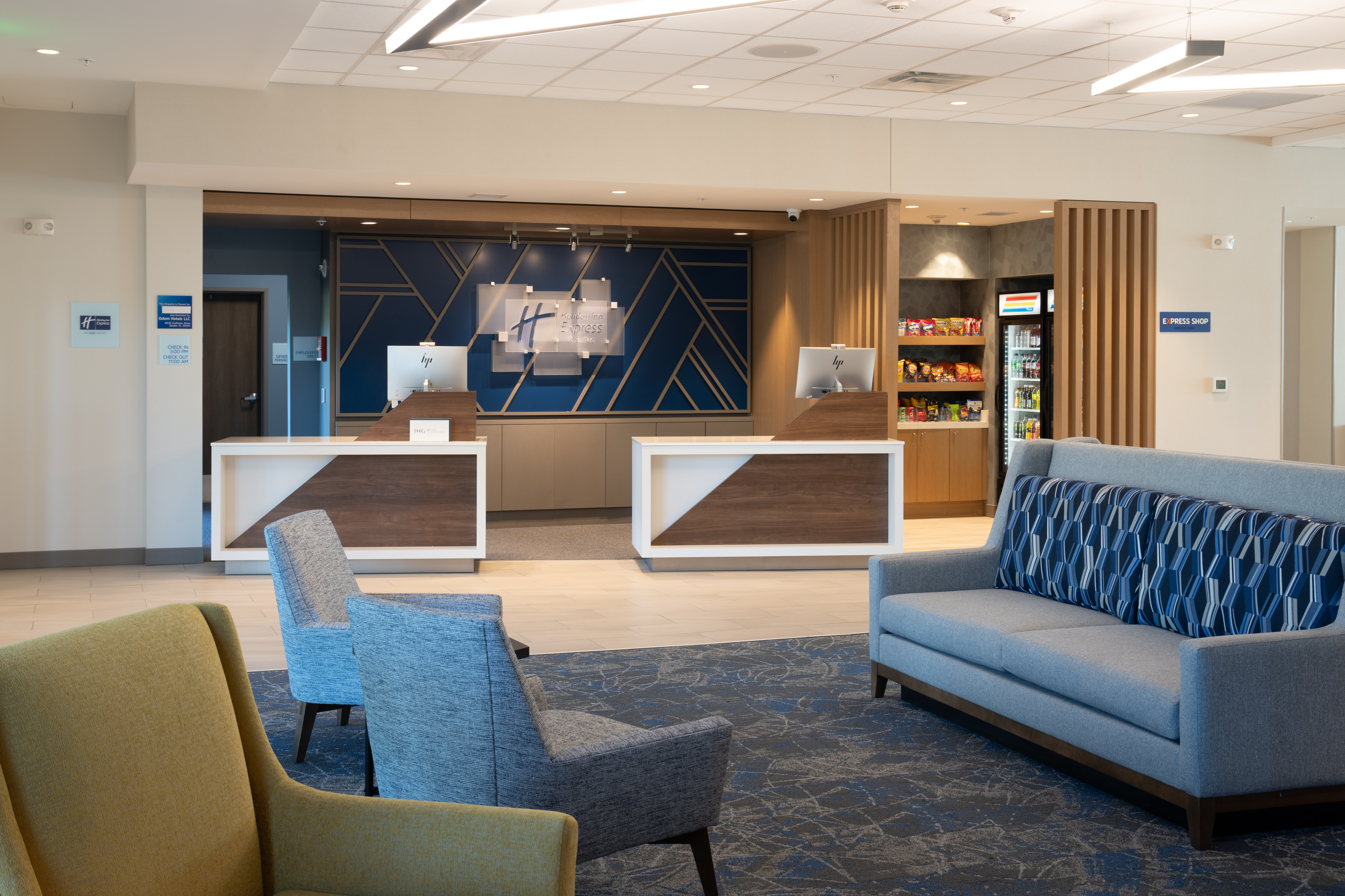 Holiday Inn Express & Suites-Eglin Area