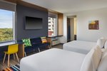 Aloft, Guest room, 2 Queen