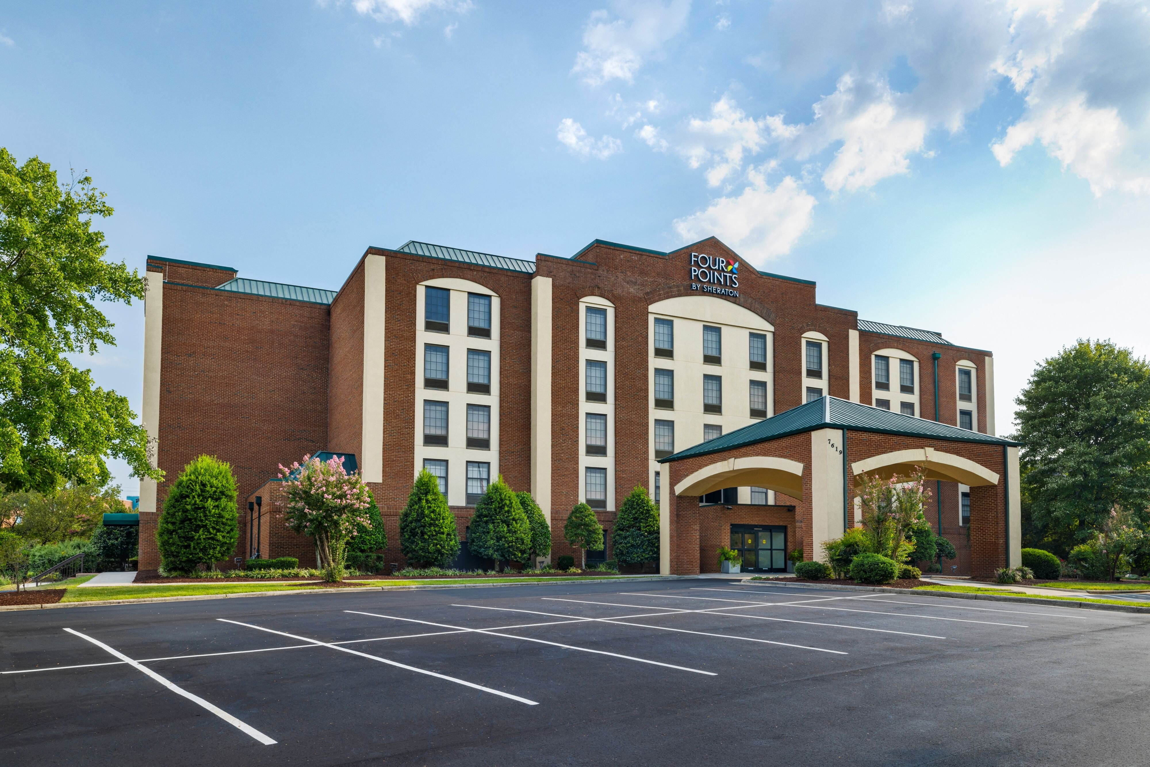 Four Points by Sheraton Greensboro Arpt