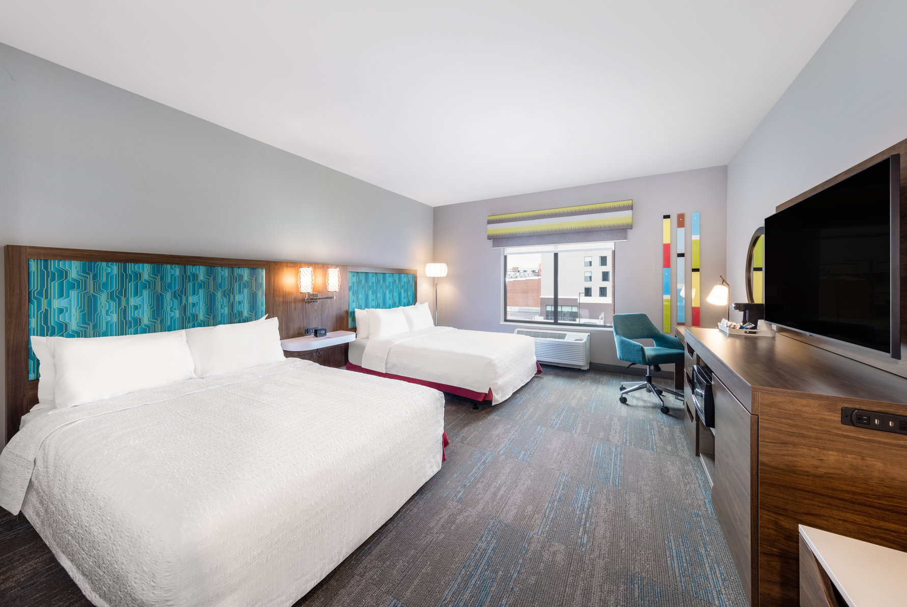 Hampton Inn Columbus Downtown, GA Room Type - 2 QNS ACC ROLLIN SHWR