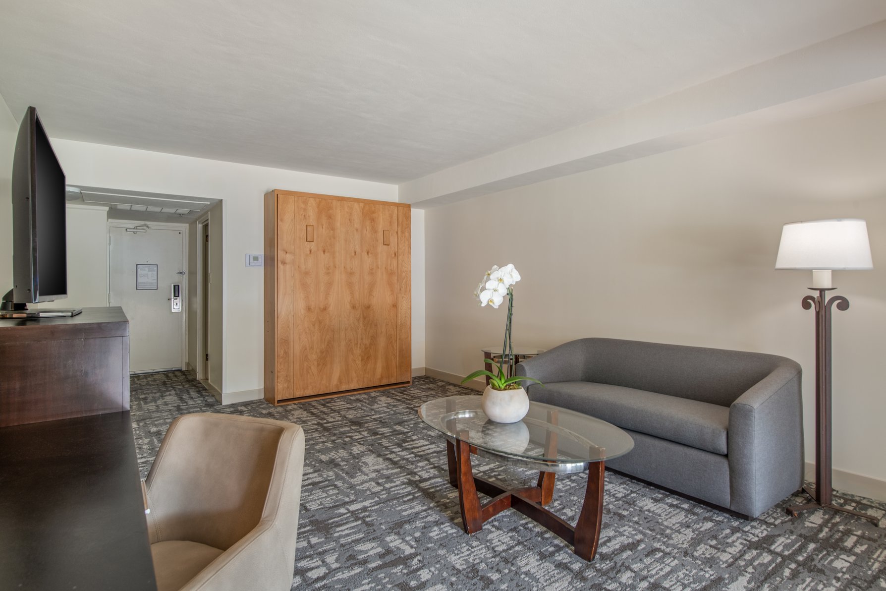 Crowne Plaza Hotel Mission Valley Room Type - 1 Queen Murphy Bed Junior Suite Pool Access Patio Crowne Plaza Hotel Mission Valley Room Type - 1 Queen Murphy Bed Junior Suite Pool Access Patio