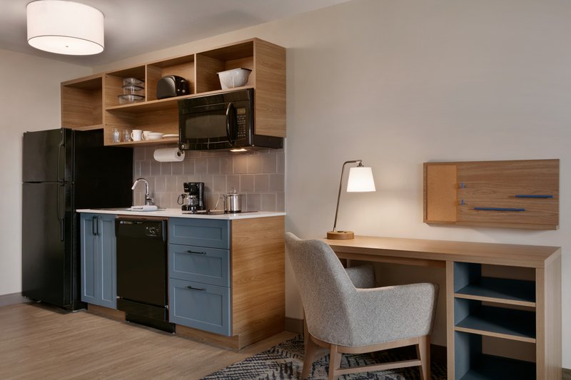 CANDLEWOOD SUITES NOGALES